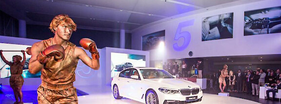 promotional human statues