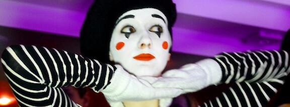 mime performer hire