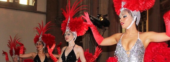 vegas showgirls hire uk