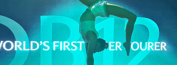 hire london hand balancing performers