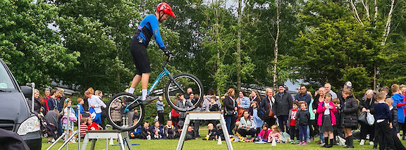 hire bike stunt show uk